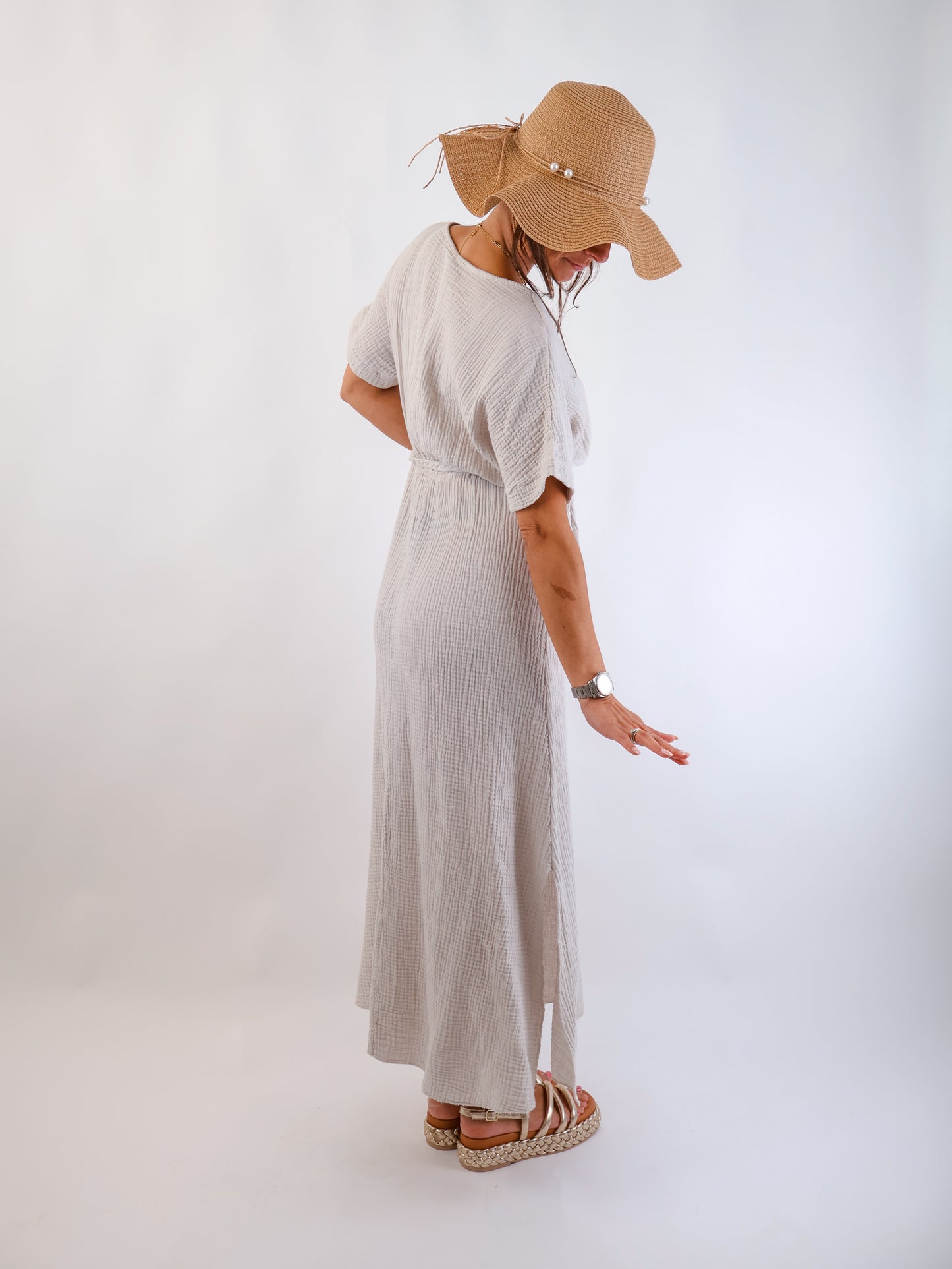 Olivia Musselin Kleid Beige