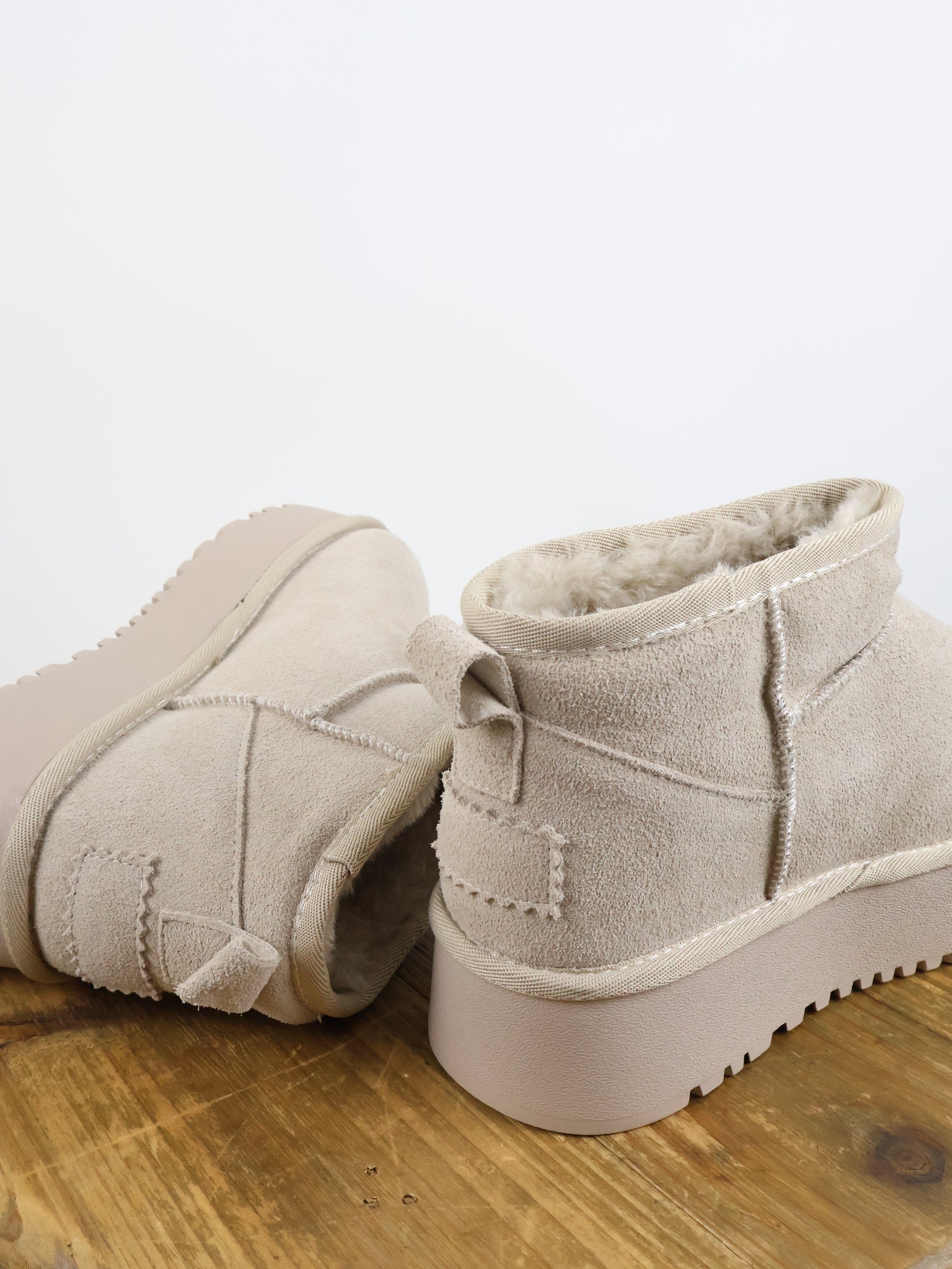 Bobi Boot Ecru Mini - Echtes Leder