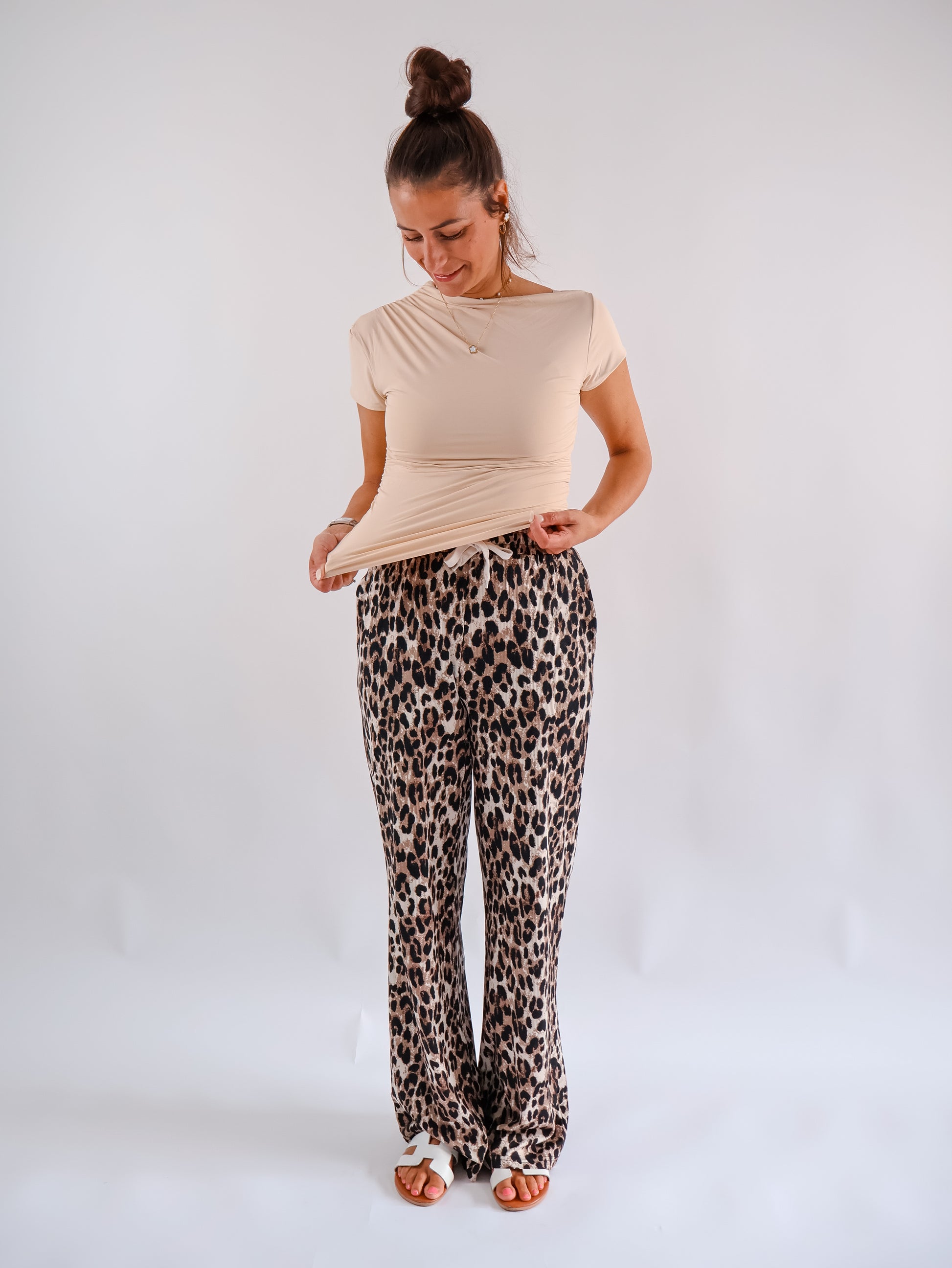 Basic Shirt mit asymmetrischem Ausschnitt Beige