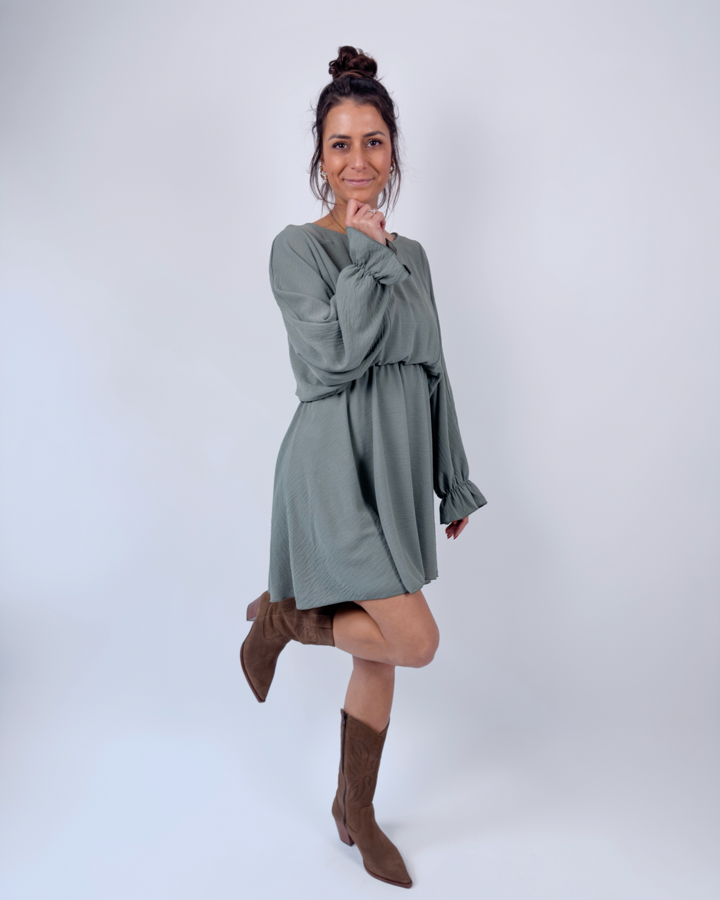 Kira Rüschenkleid Olive