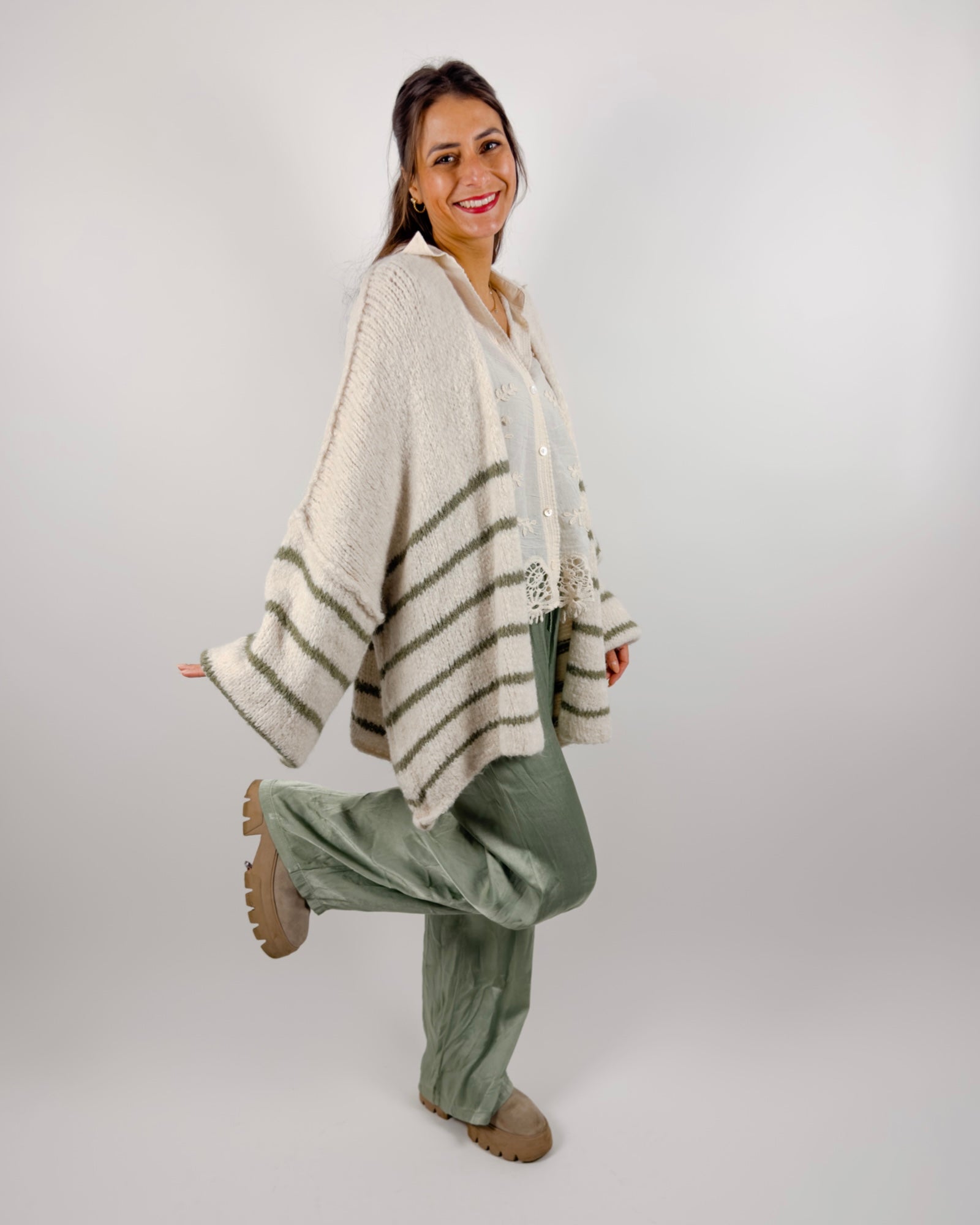 Sophie Strickjacke Eukalyptus
