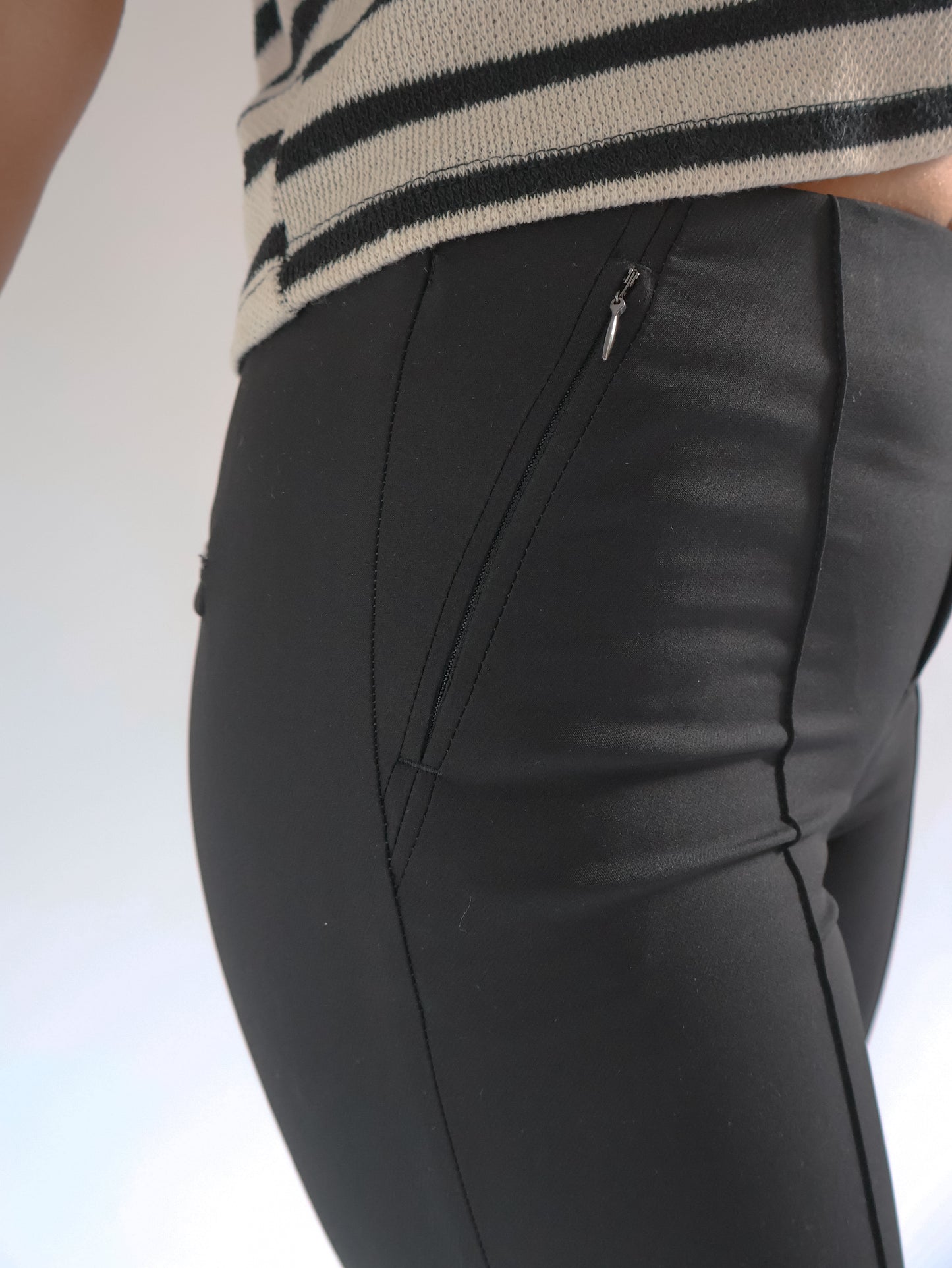 Mac Zip Hose Anna Schwarz