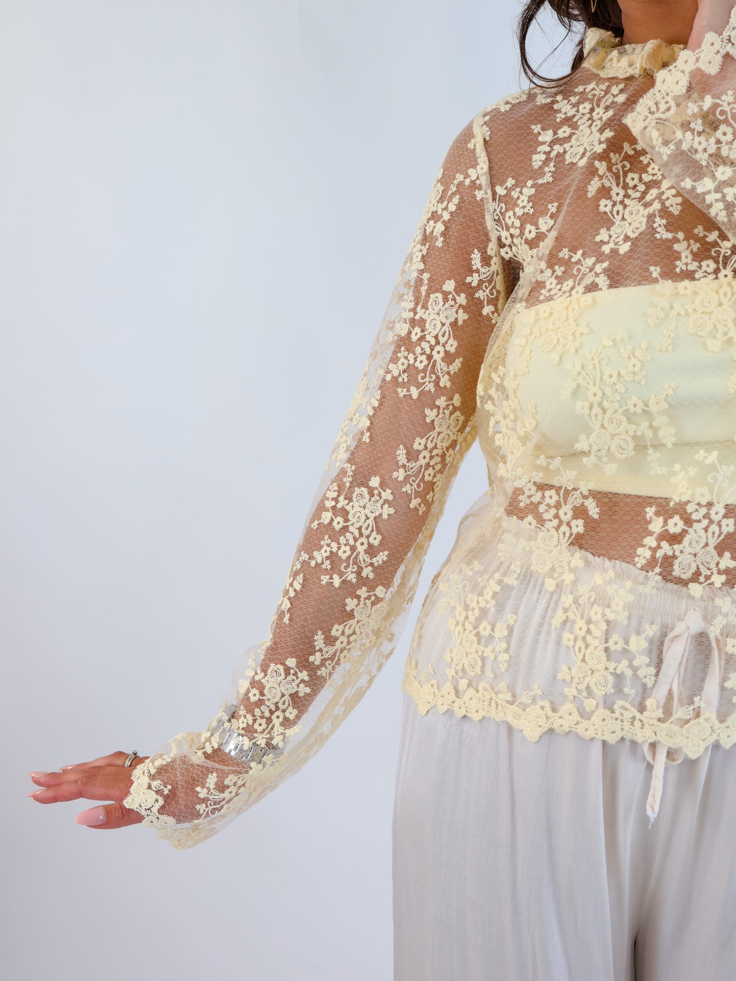 Spitzenbluse Butter Yellow