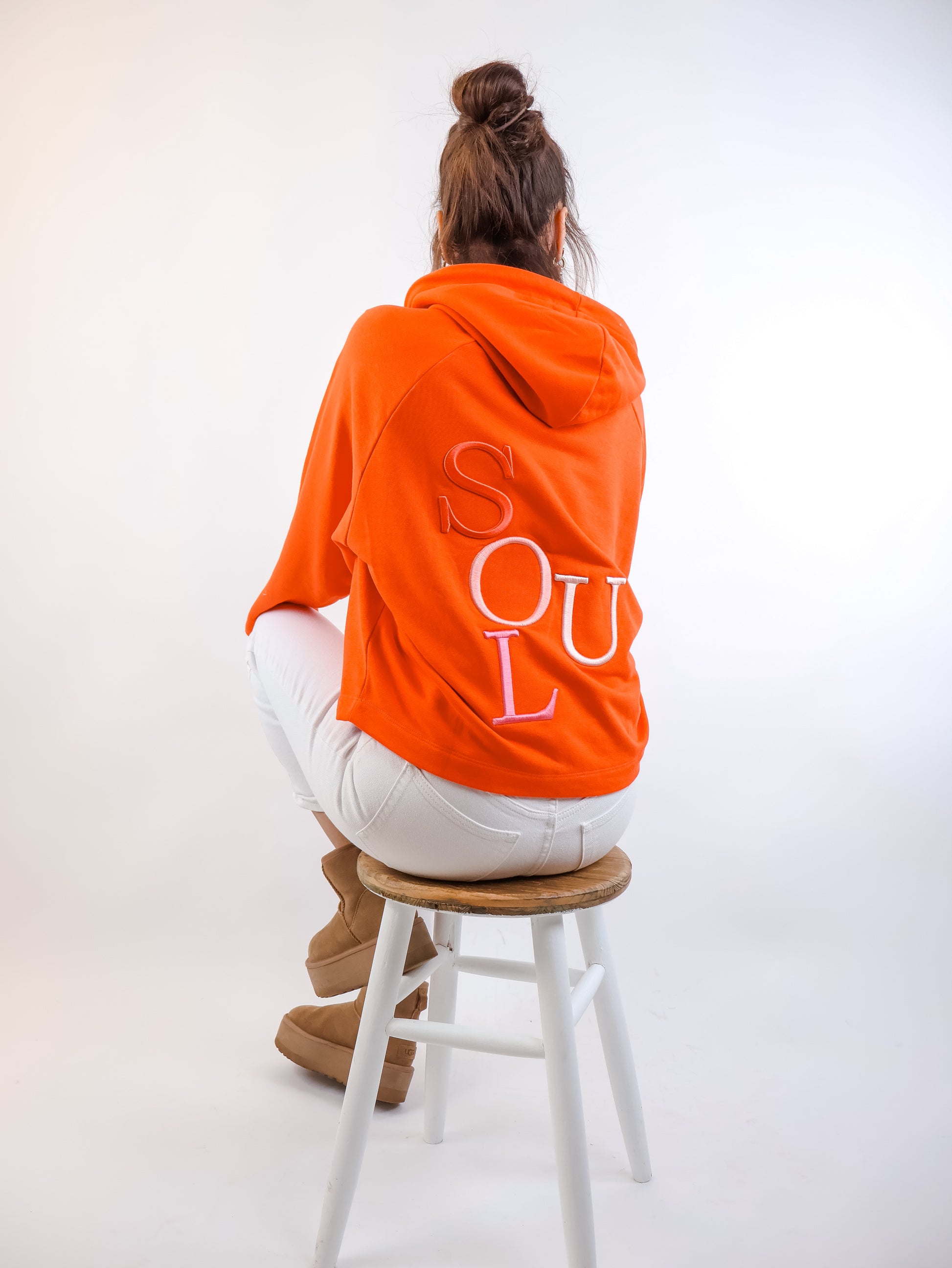 Smith&Soul Boxy Hoodie mit Stickerei in Mandarine