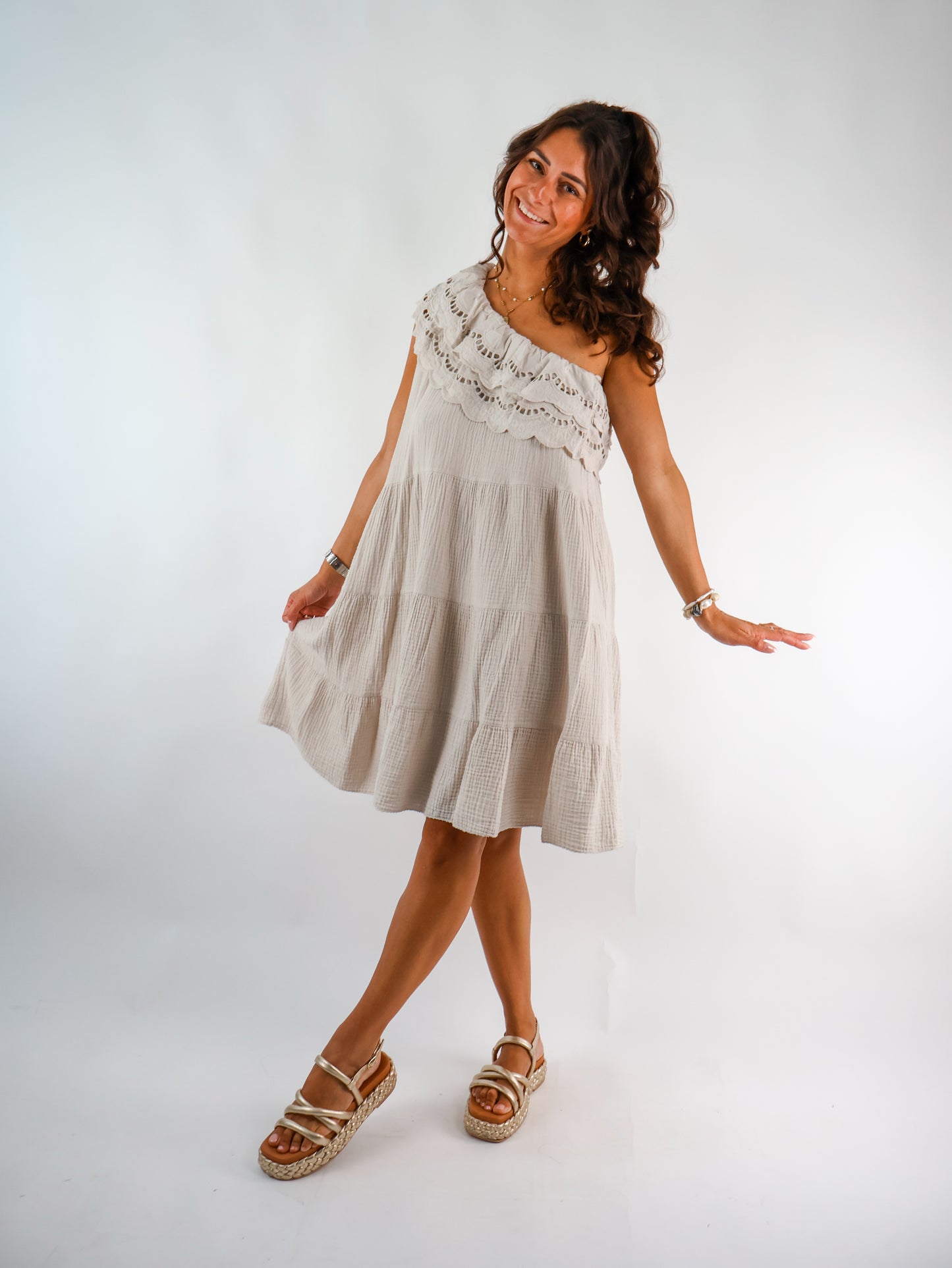 Oneshoulder Musselin Kleid Beige