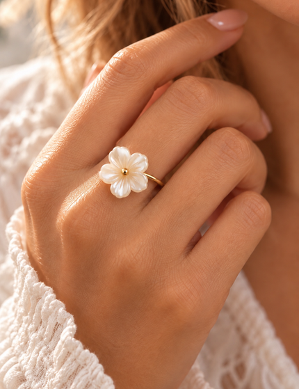 Ring „Pearl Blossom“ – Gold