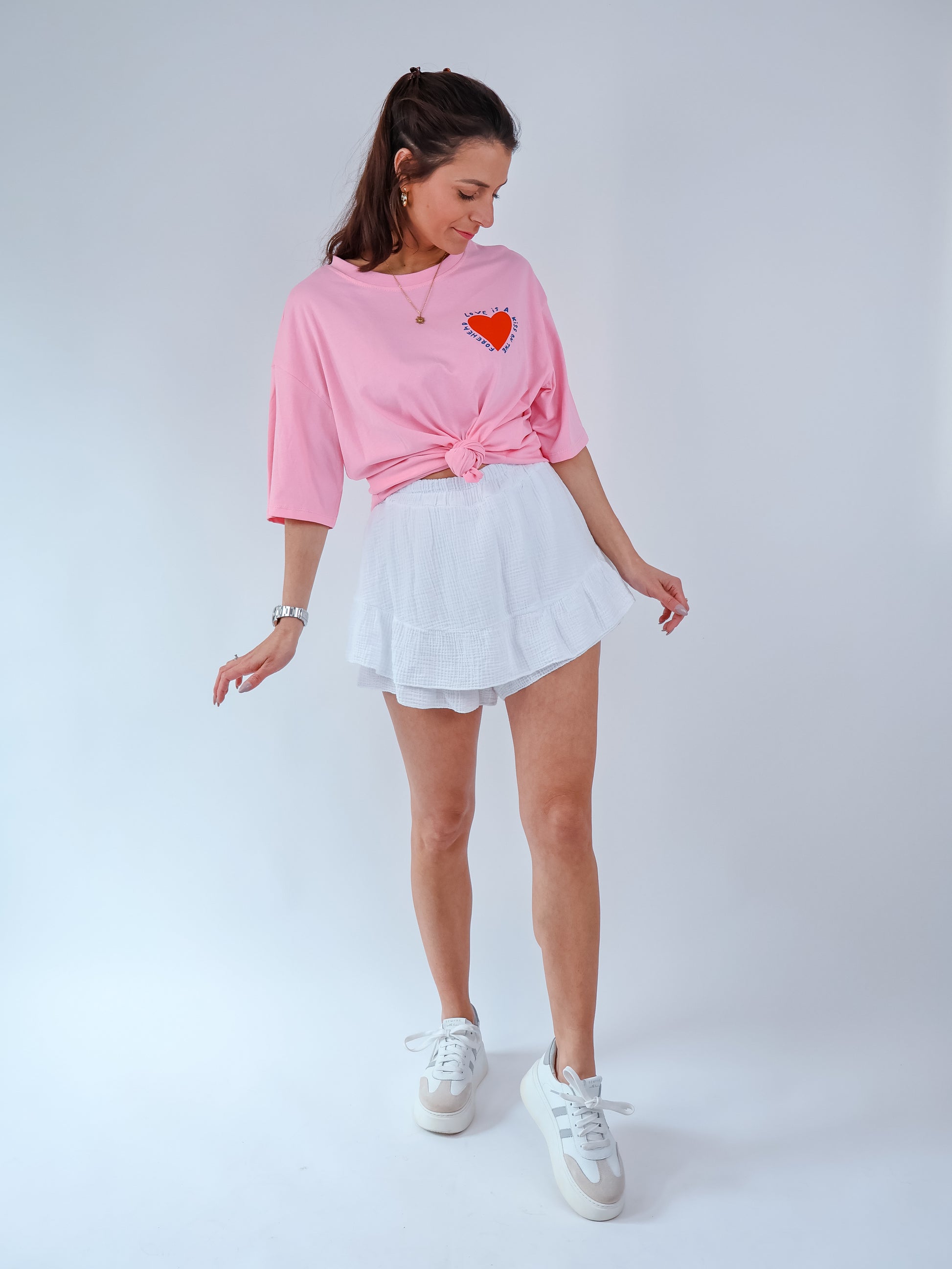 Love is a Kiss Shirt Rosé