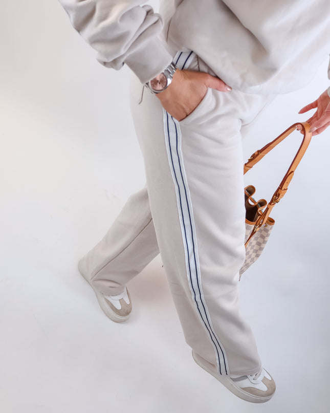 Smith&Soul Sweatpants with side Stripes Sand