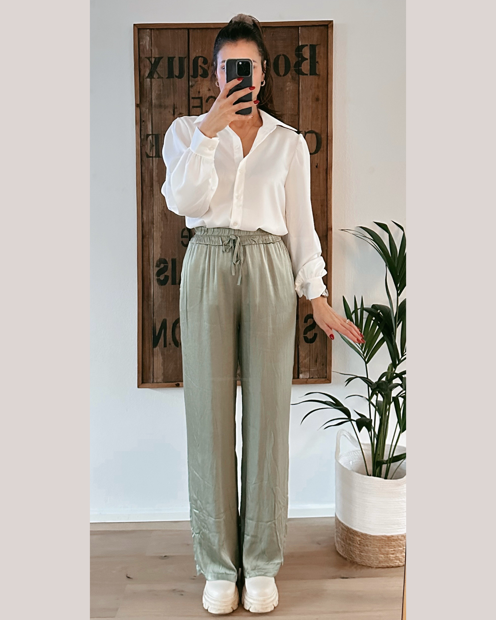Sana Satinhose Eukalyptus