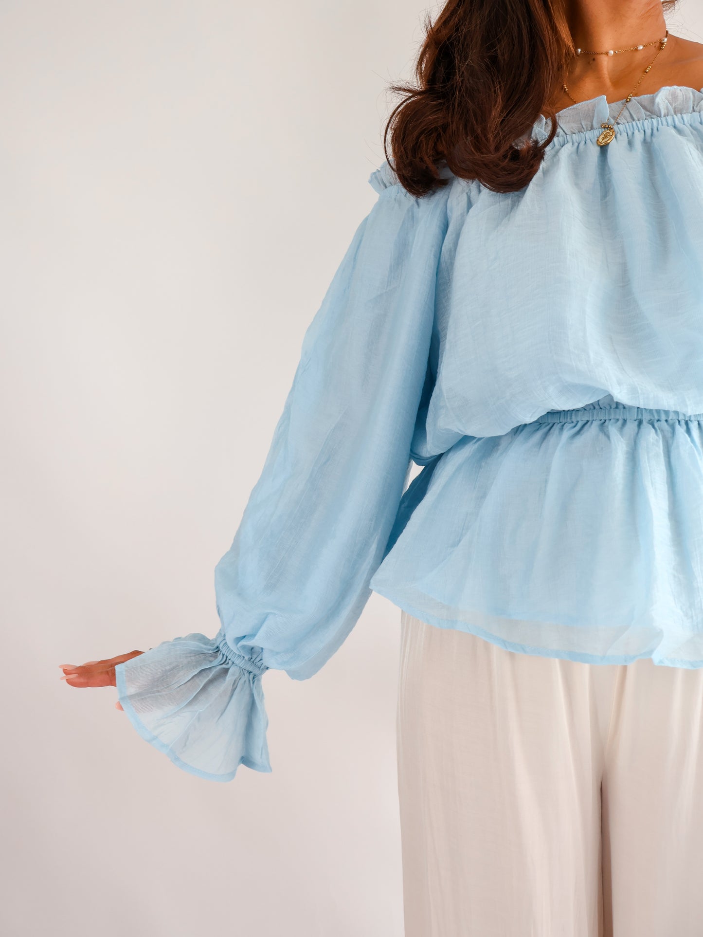 Volant Bluse Hellblau