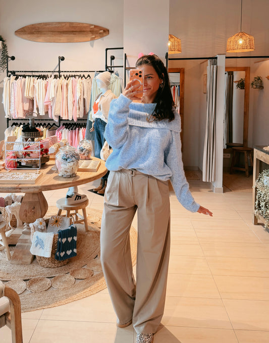 Offshoulder Pullover Hellblau