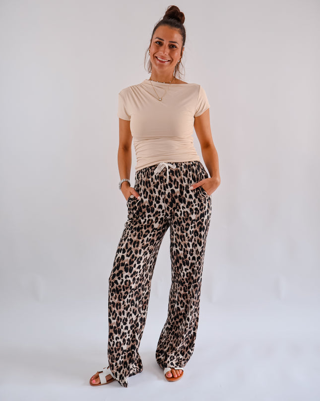 Basic Shirt mit asymmetrischem Ausschnitt Beige