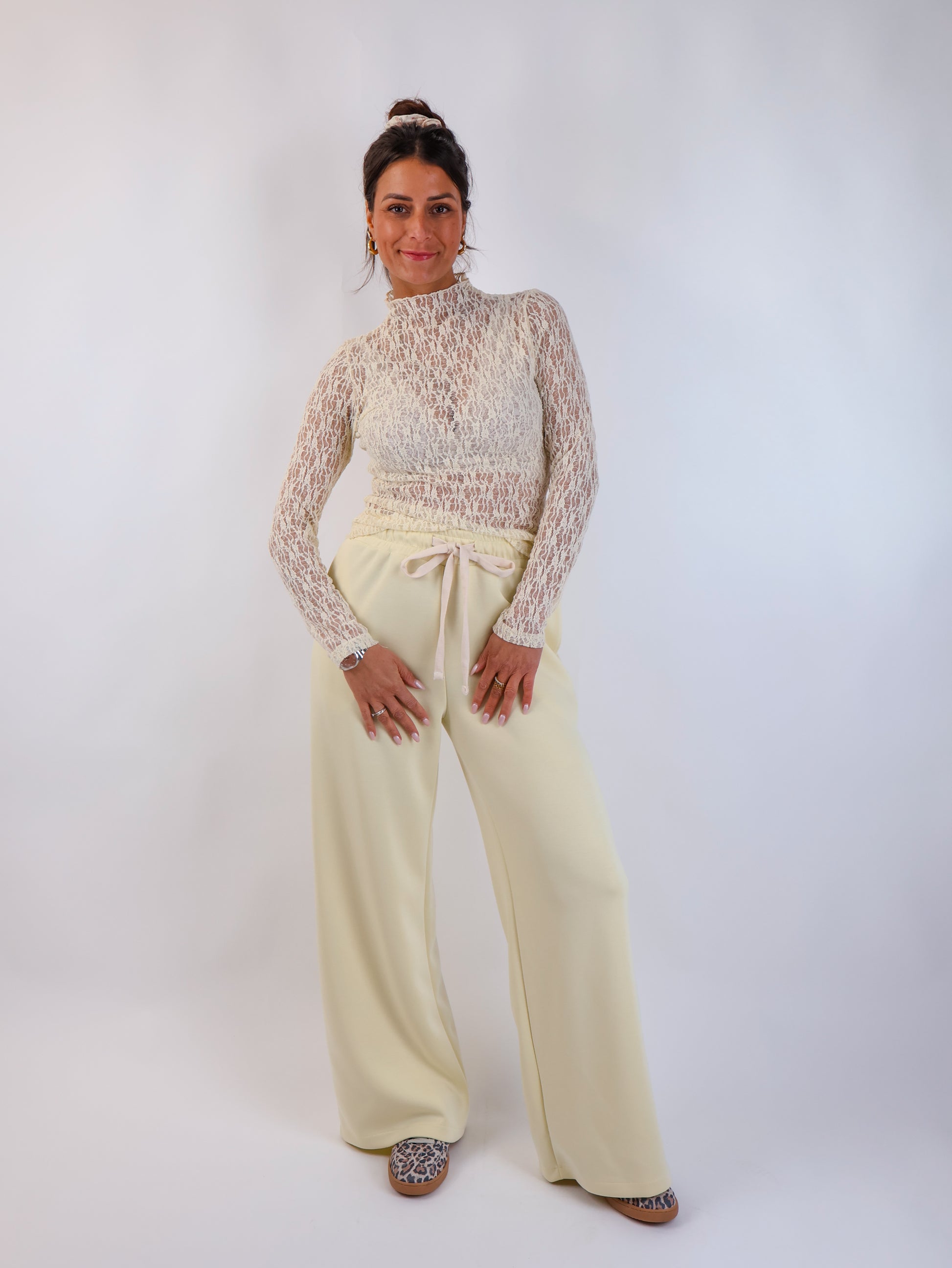 Jojo Comfy Hose Butter Yellow