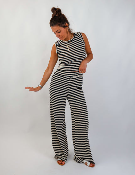 Lilya Strickset Schwarz