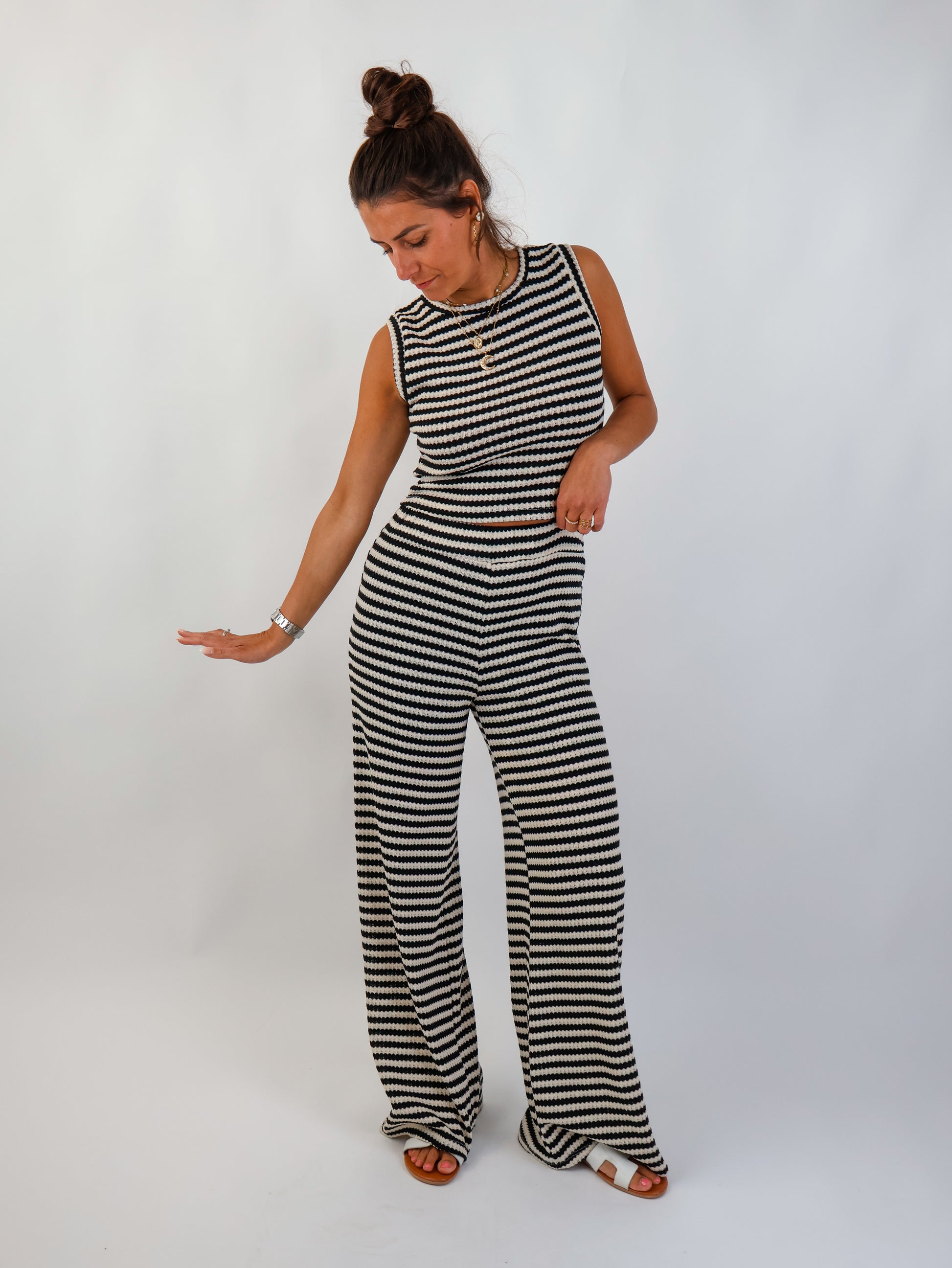 Lilya Strickset Schwarz