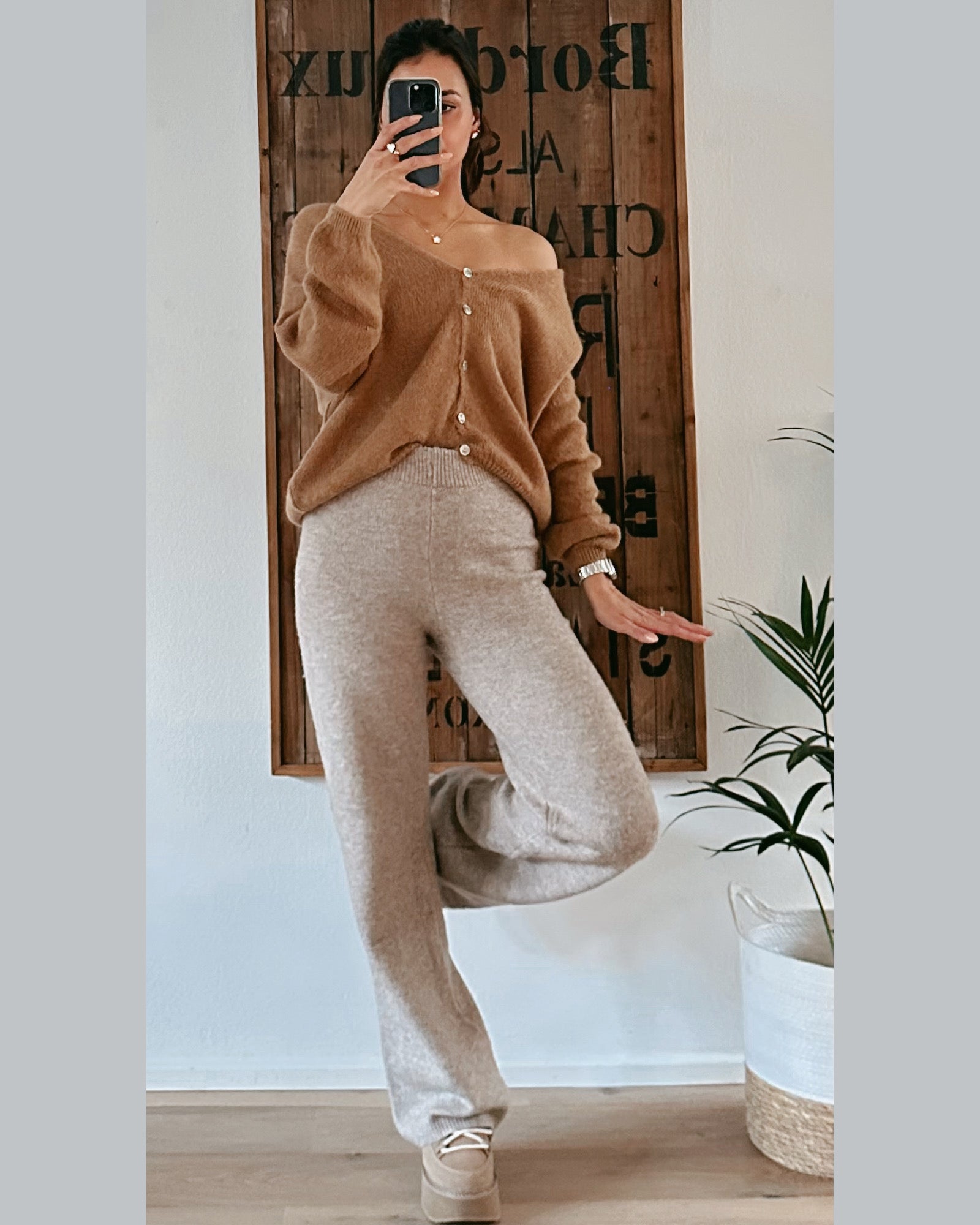 Vivi Cardigan Camel