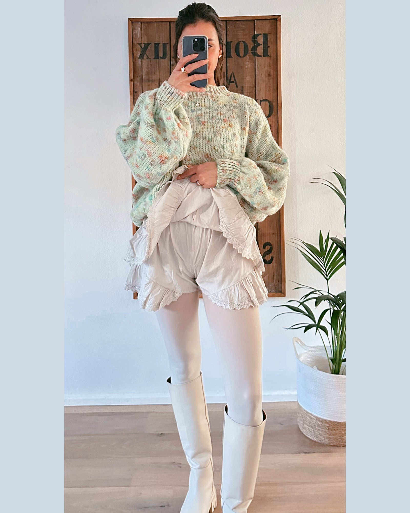 Cecilia Hosenrock Creme
