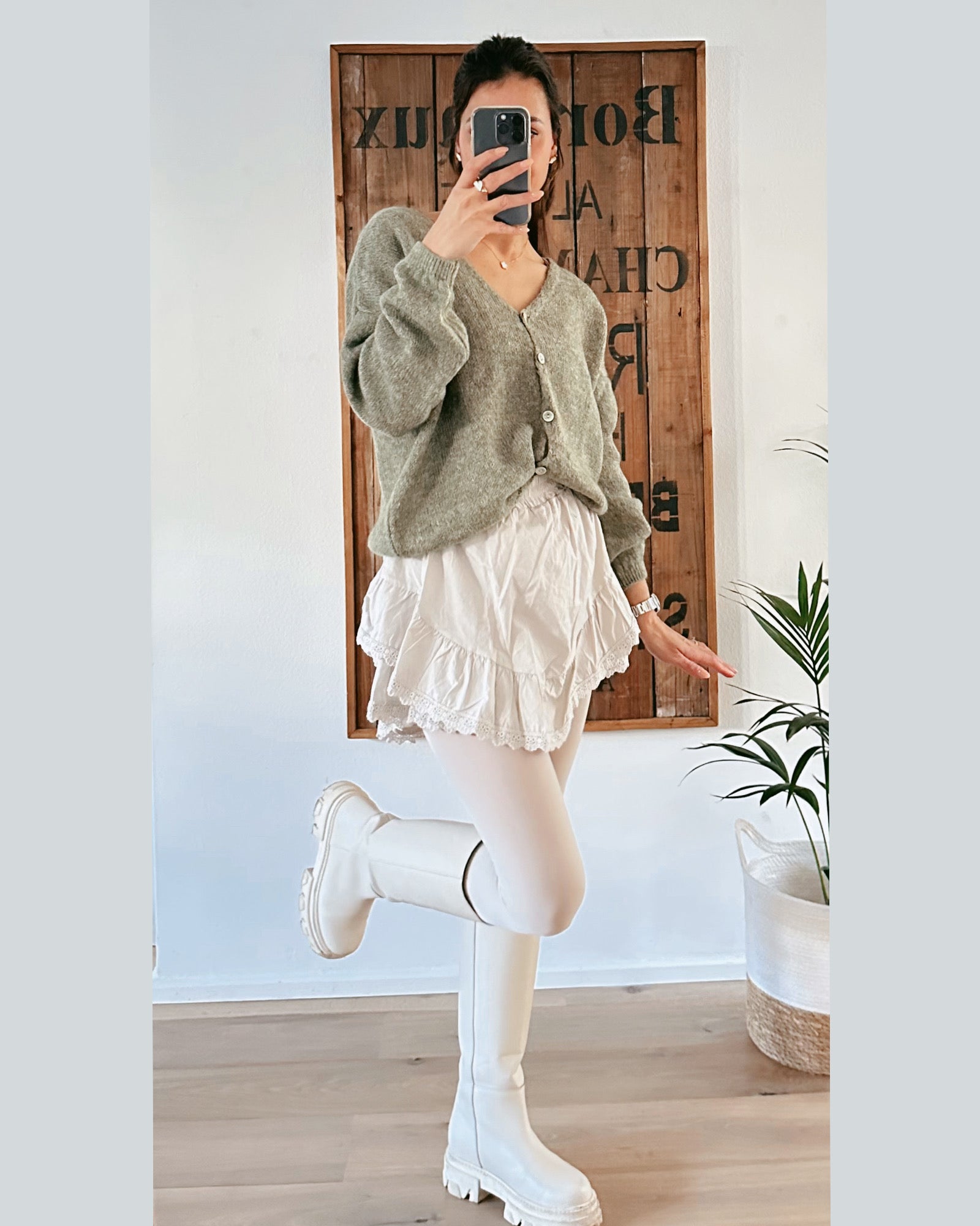 Vivi Cardigan Olive