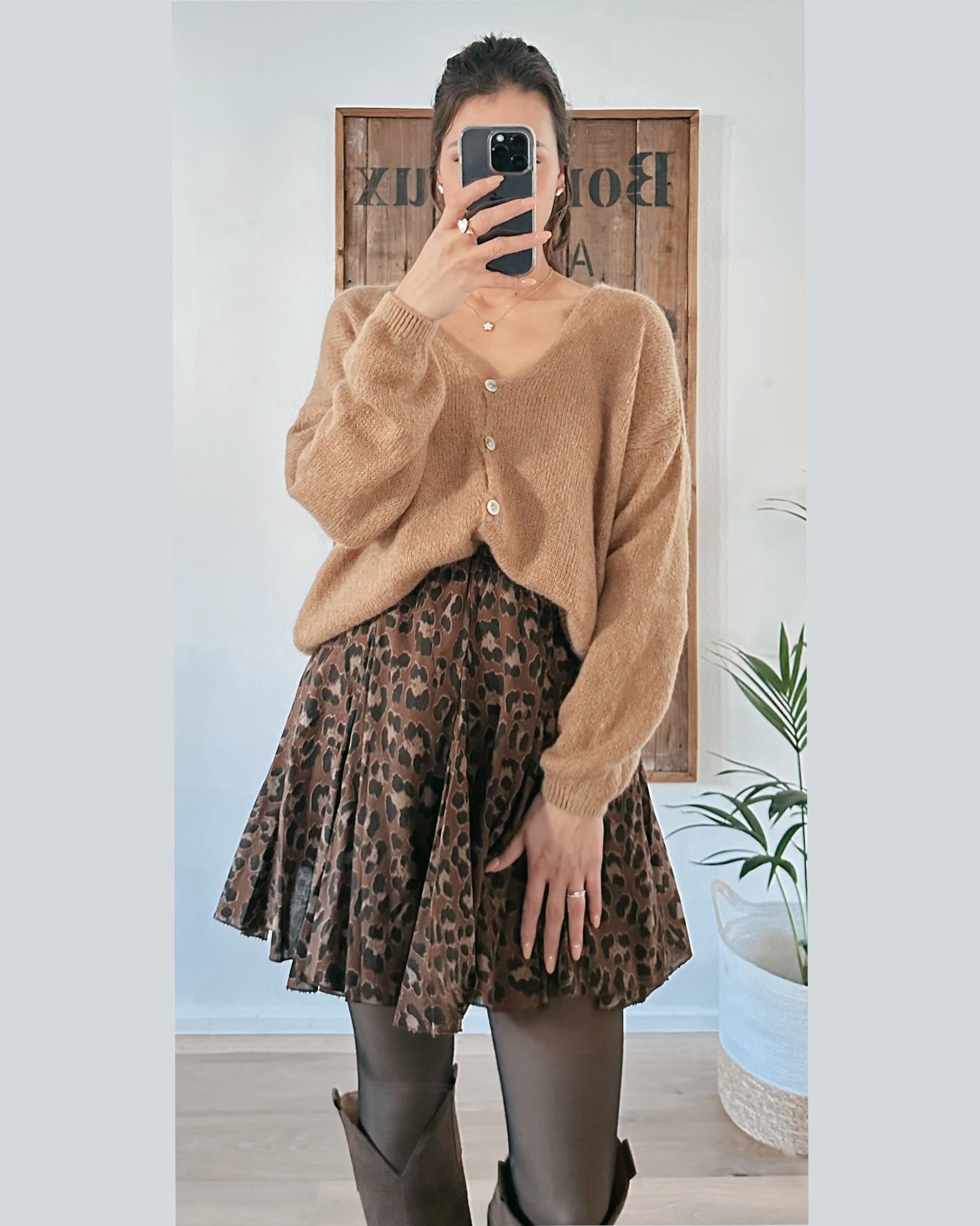 Vivi Cardigan Camel