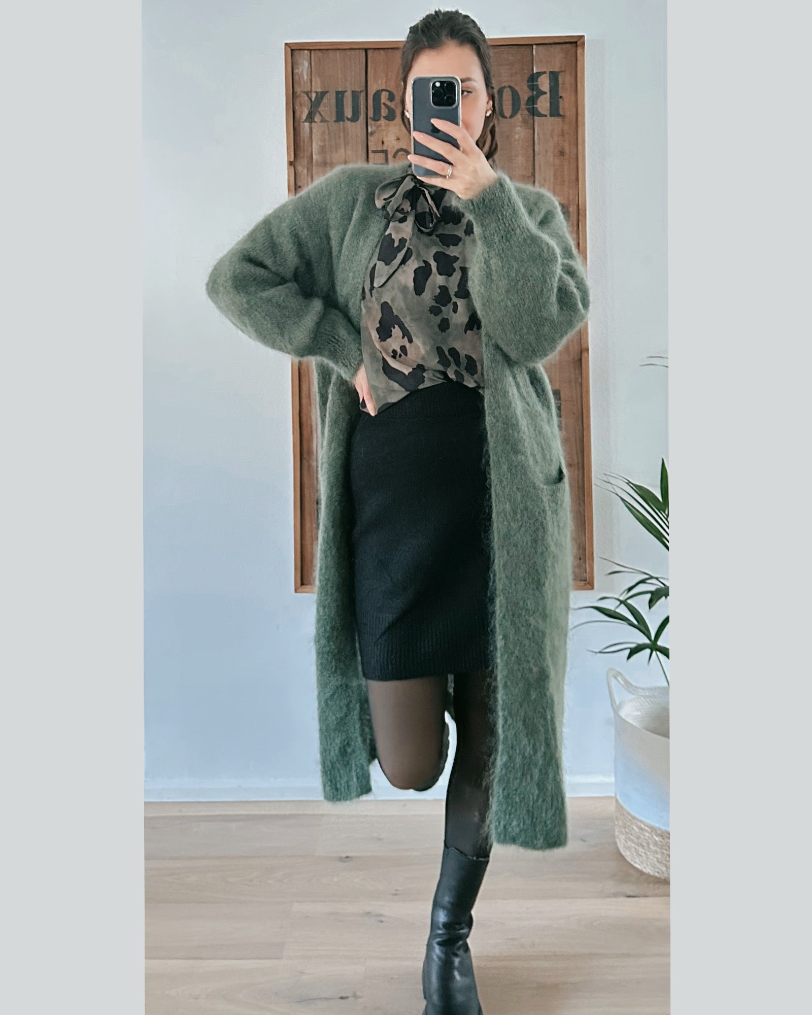 ★ Premium Fineline Strickmantel Olive