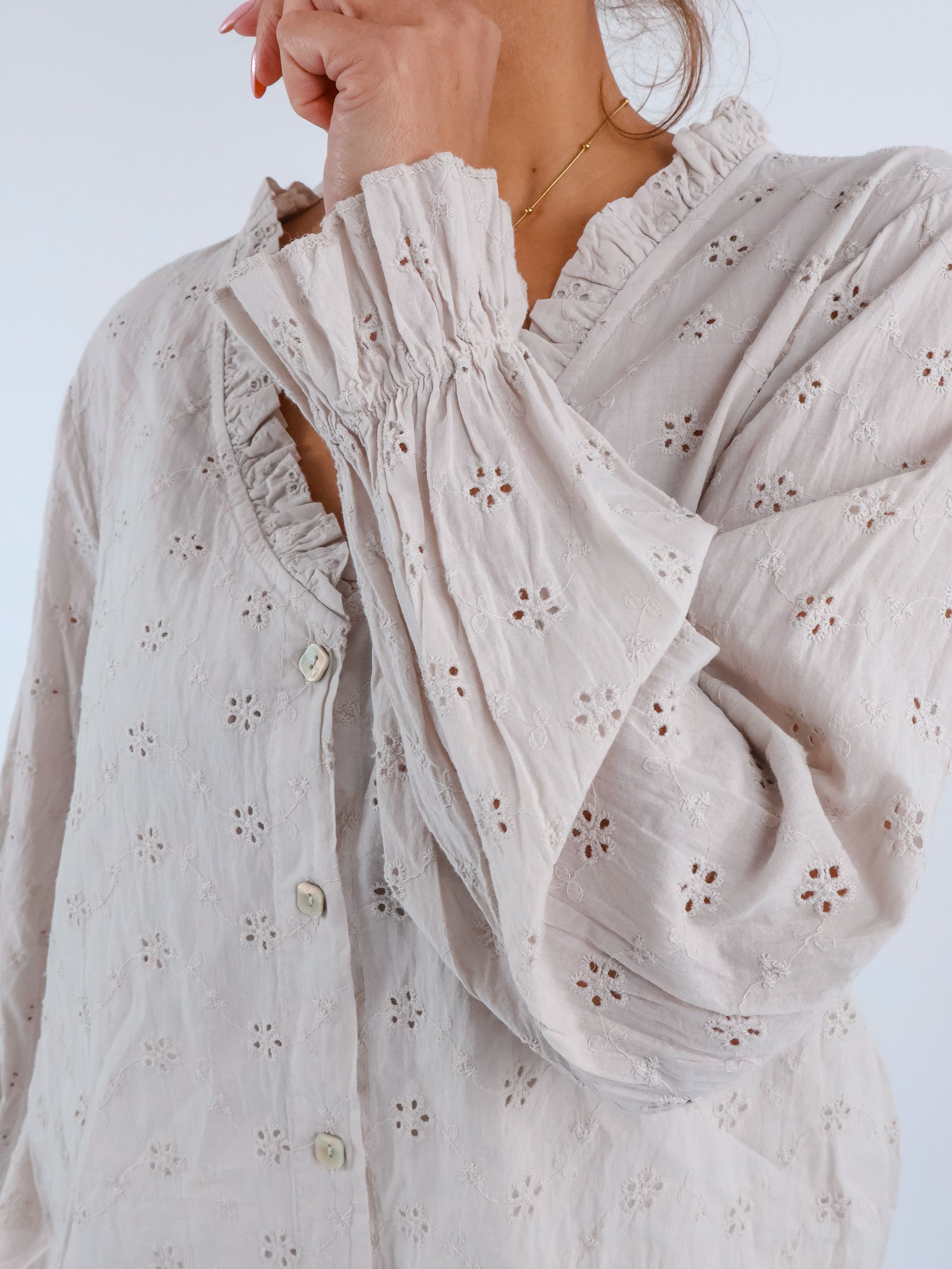 Carmen Bluse Beige